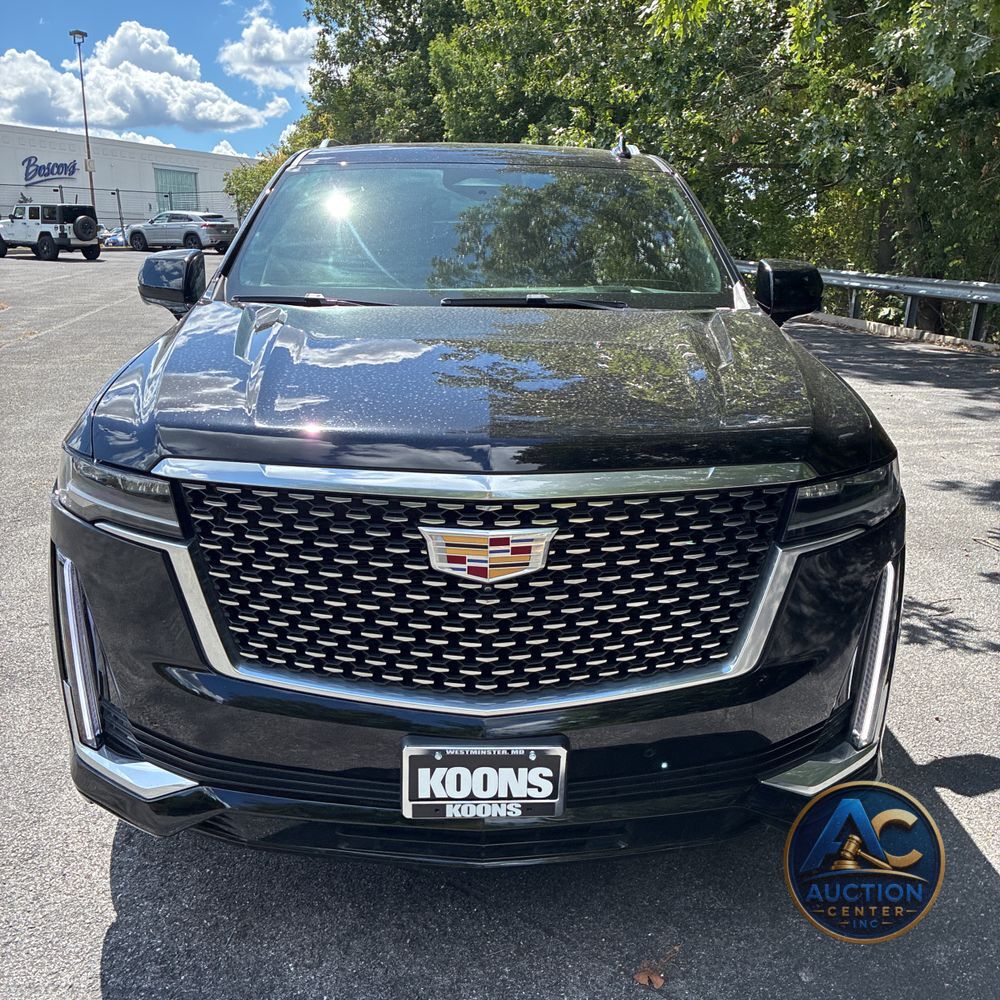 2022 Cadillac Escalade Luxury