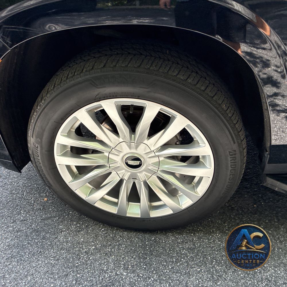 2022 Cadillac Escalade Luxury