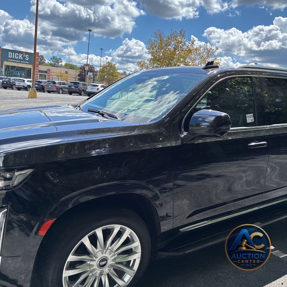 2022 Cadillac Escalade Luxury