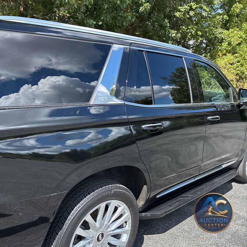 2022 Cadillac Escalade Luxury