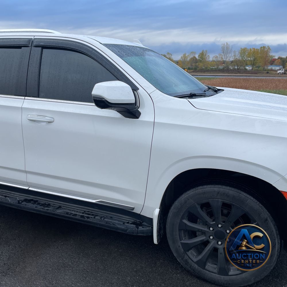 2022 Cadillac Escalade Luxury