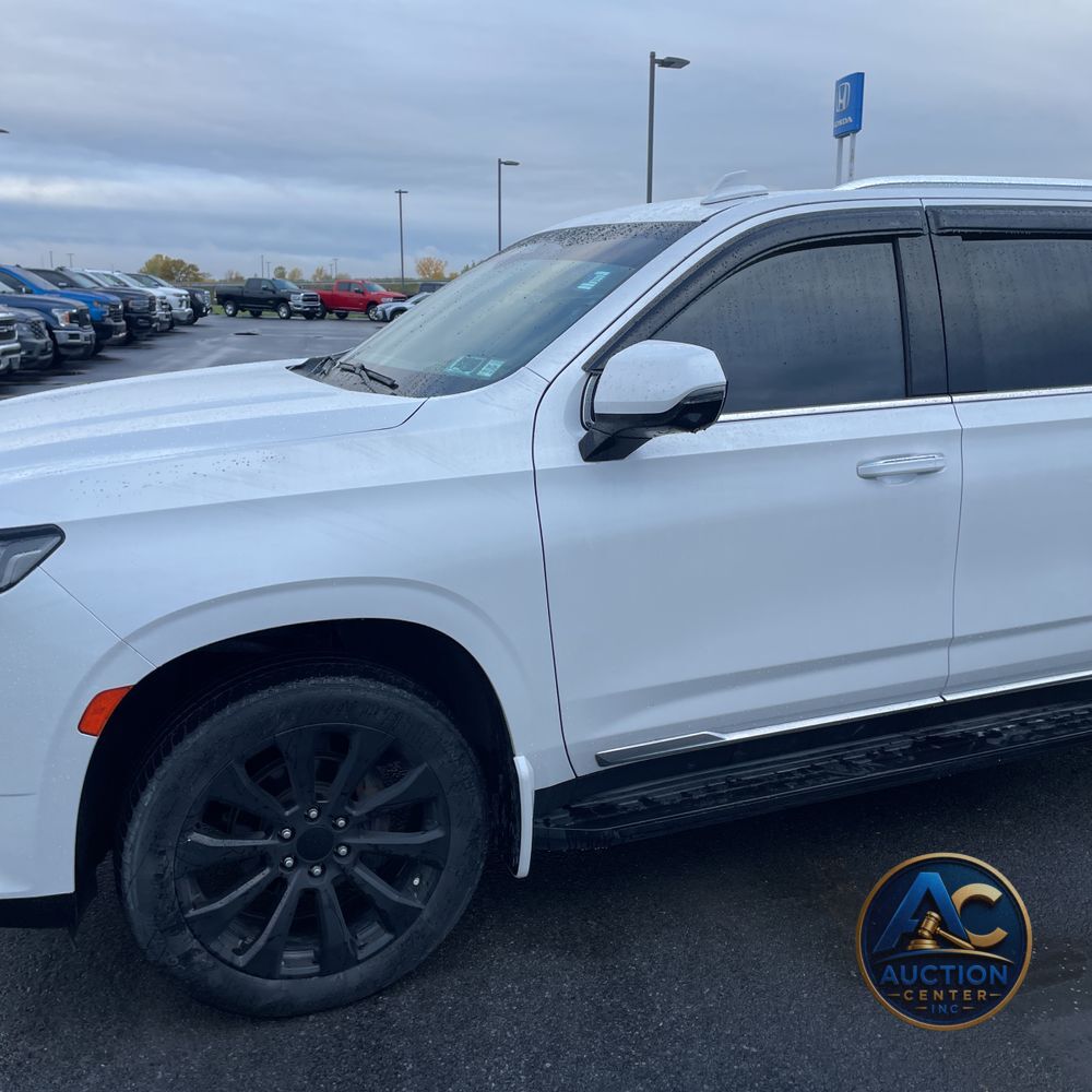 2022 Cadillac Escalade Luxury