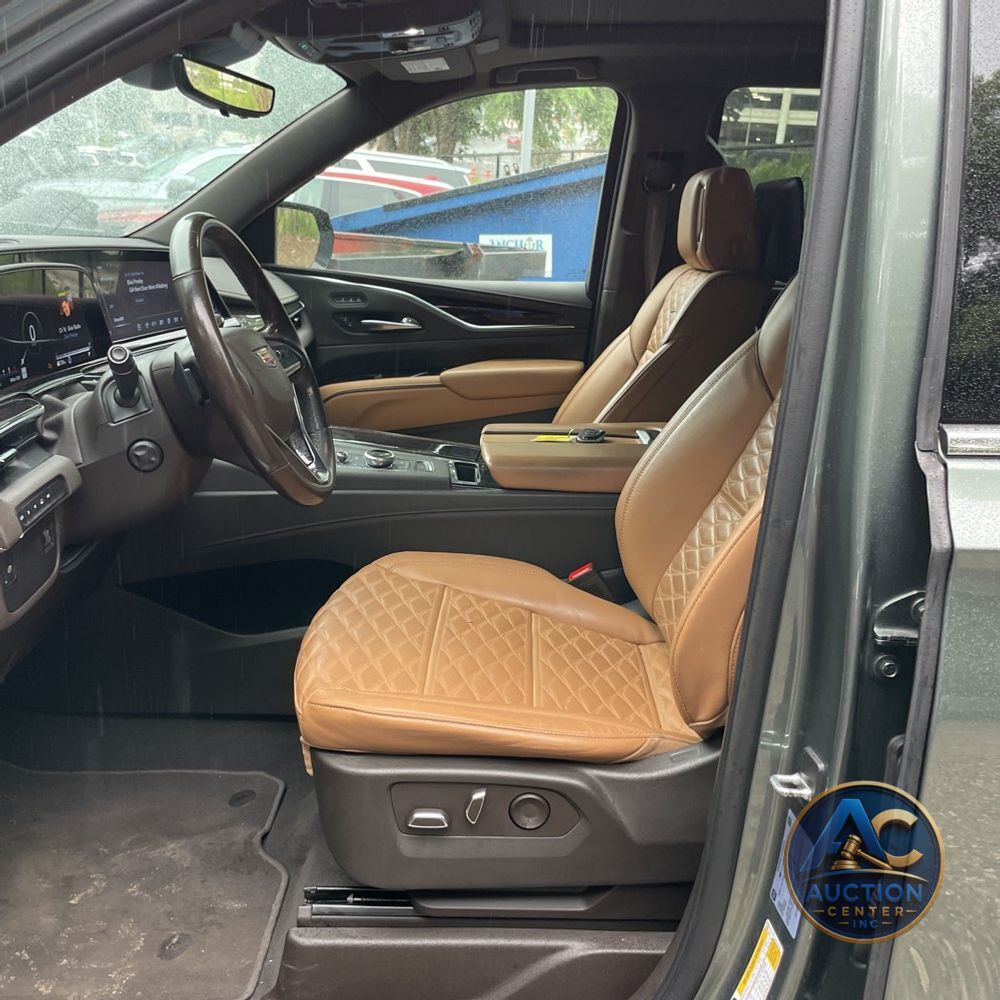 2023 Cadillac Escalade Premium Luxury