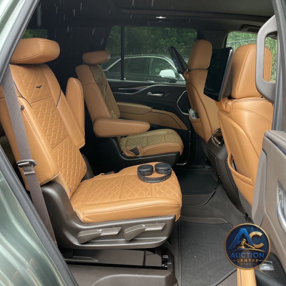 2023 Cadillac Escalade Premium Luxury