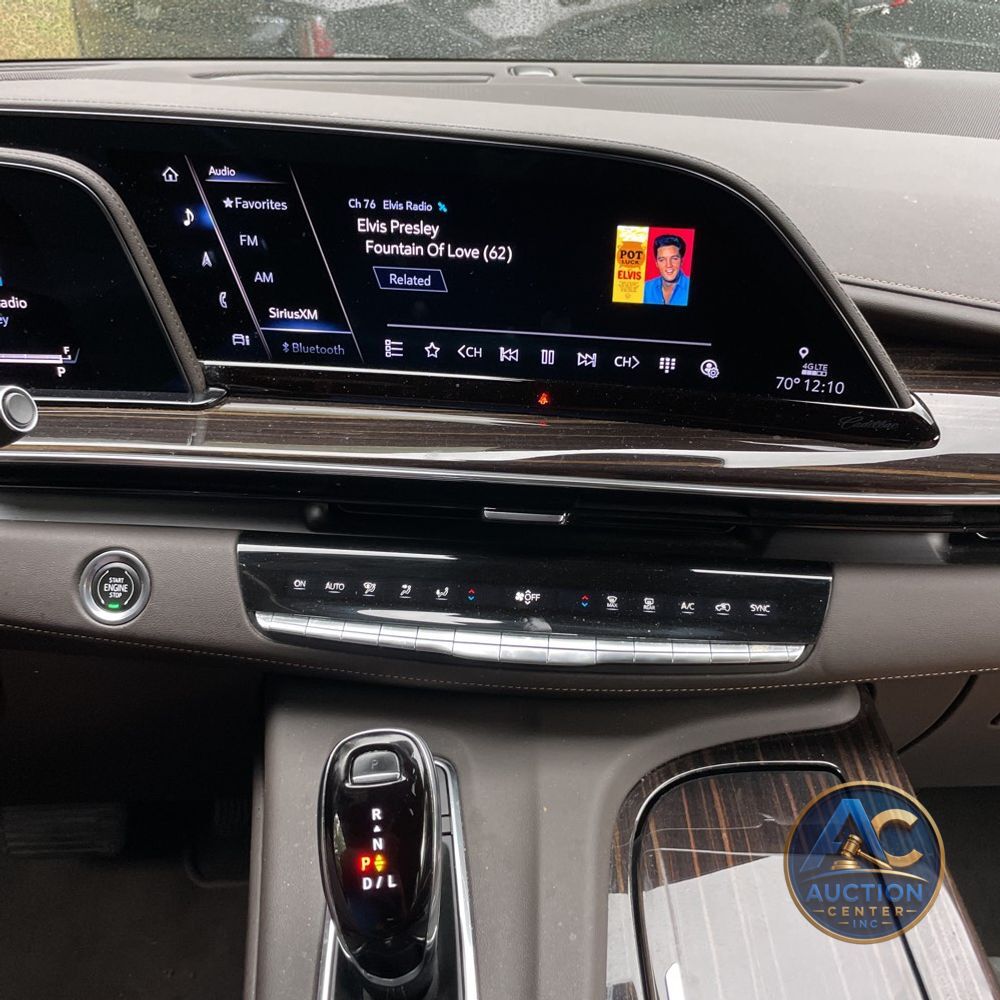 2023 Cadillac Escalade Premium Luxury