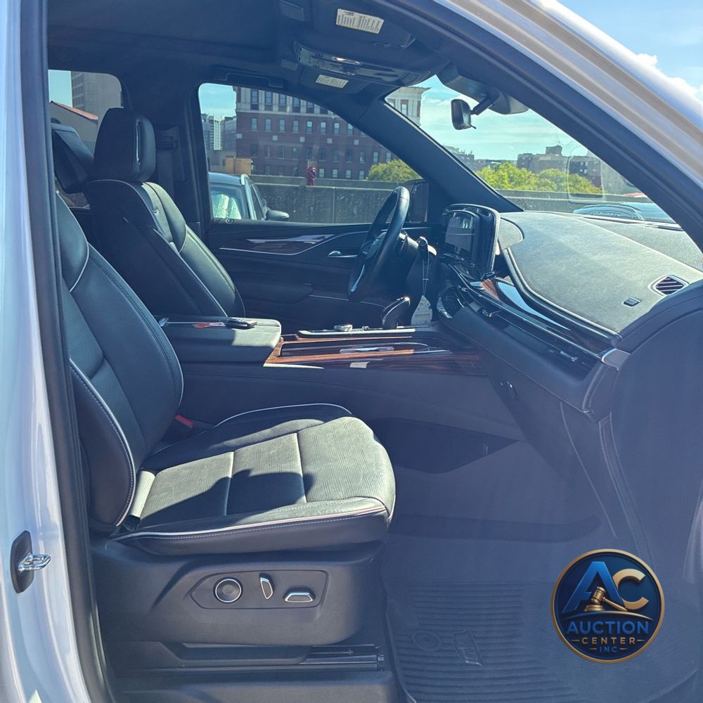 2023 Cadillac Escalade Premium Luxury