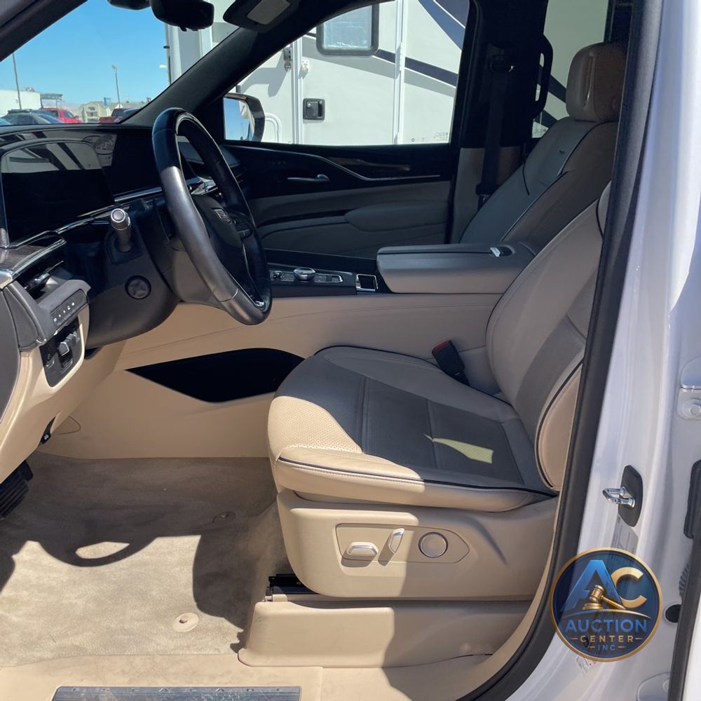 2023 Cadillac Escalade Premium Luxury