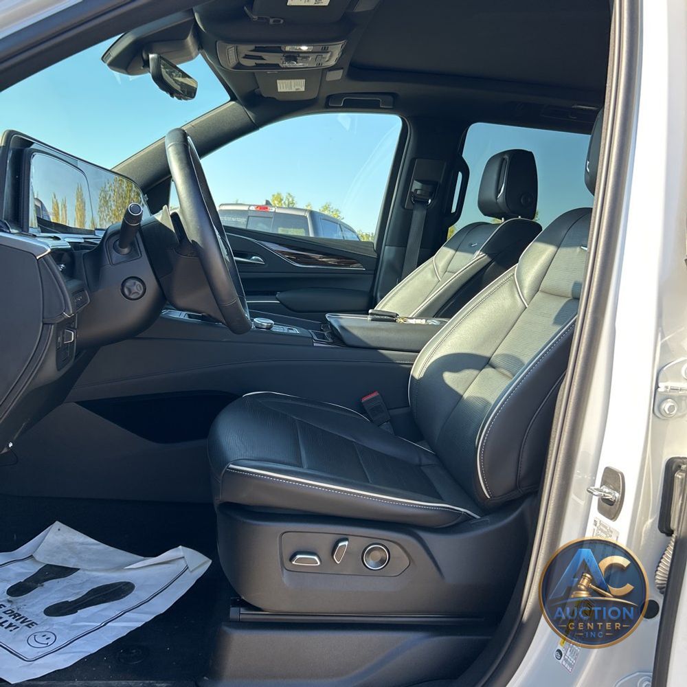 2024 Cadillac Escalade Premium Luxury