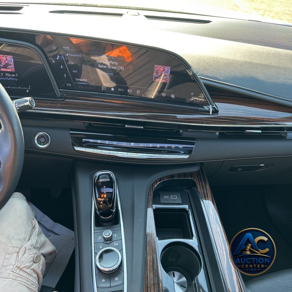 2024 Cadillac Escalade Premium Luxury