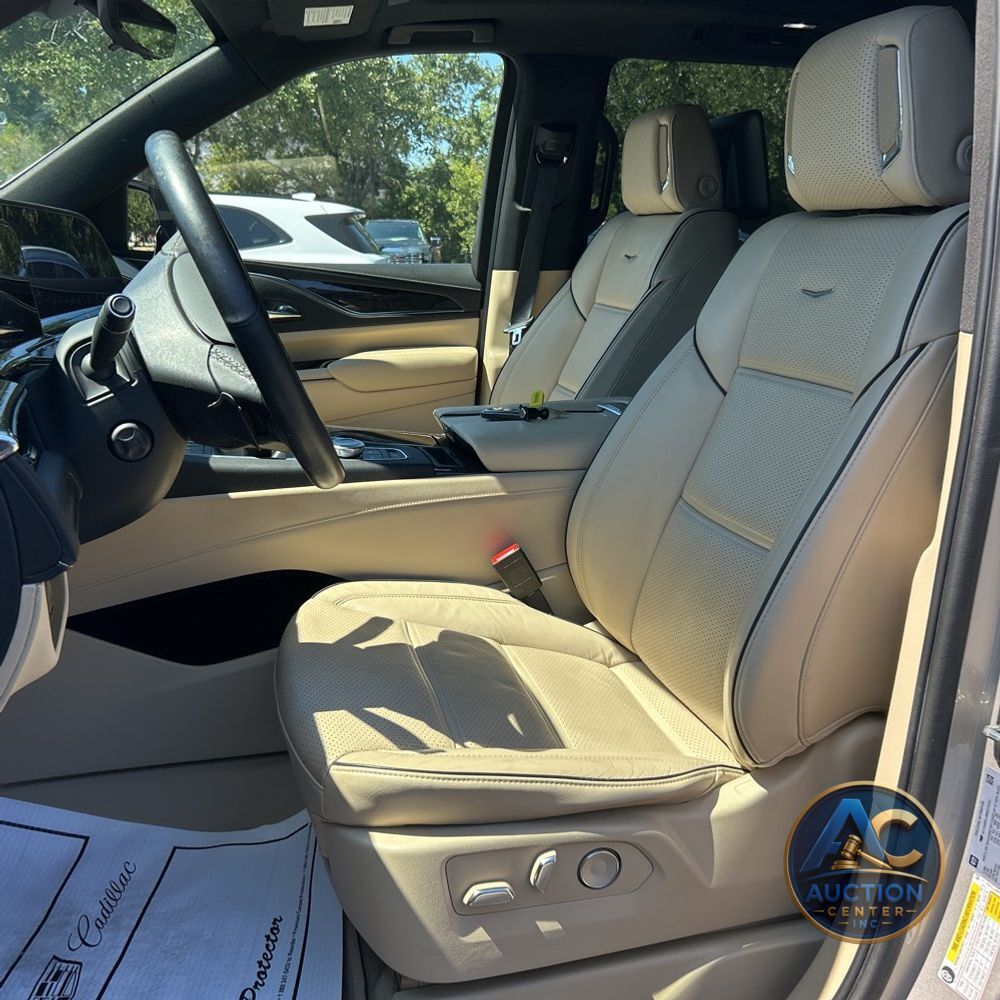 2021 Cadillac Escalade Premium Luxury