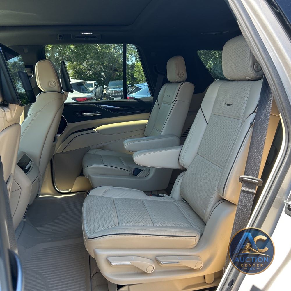 2021 Cadillac Escalade Premium Luxury