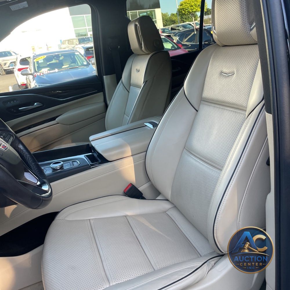 2023 Cadillac Escalade Premium Luxury