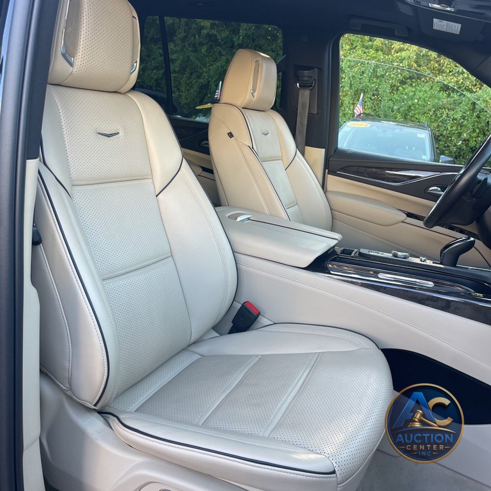 2023 Cadillac Escalade Premium Luxury