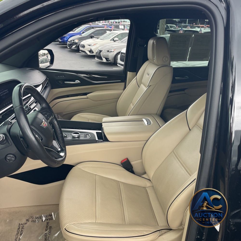 2023 Cadillac Escalade Premium Luxury
