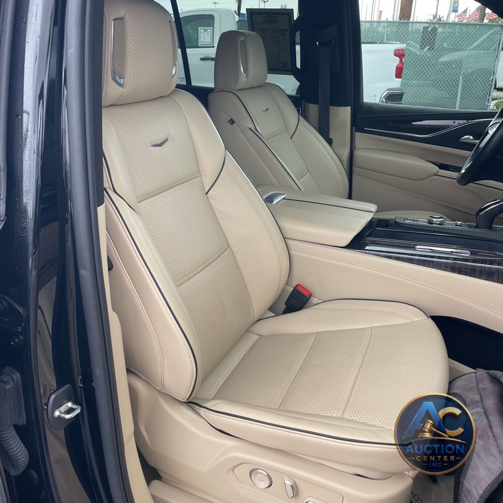 2023 Cadillac Escalade Premium Luxury