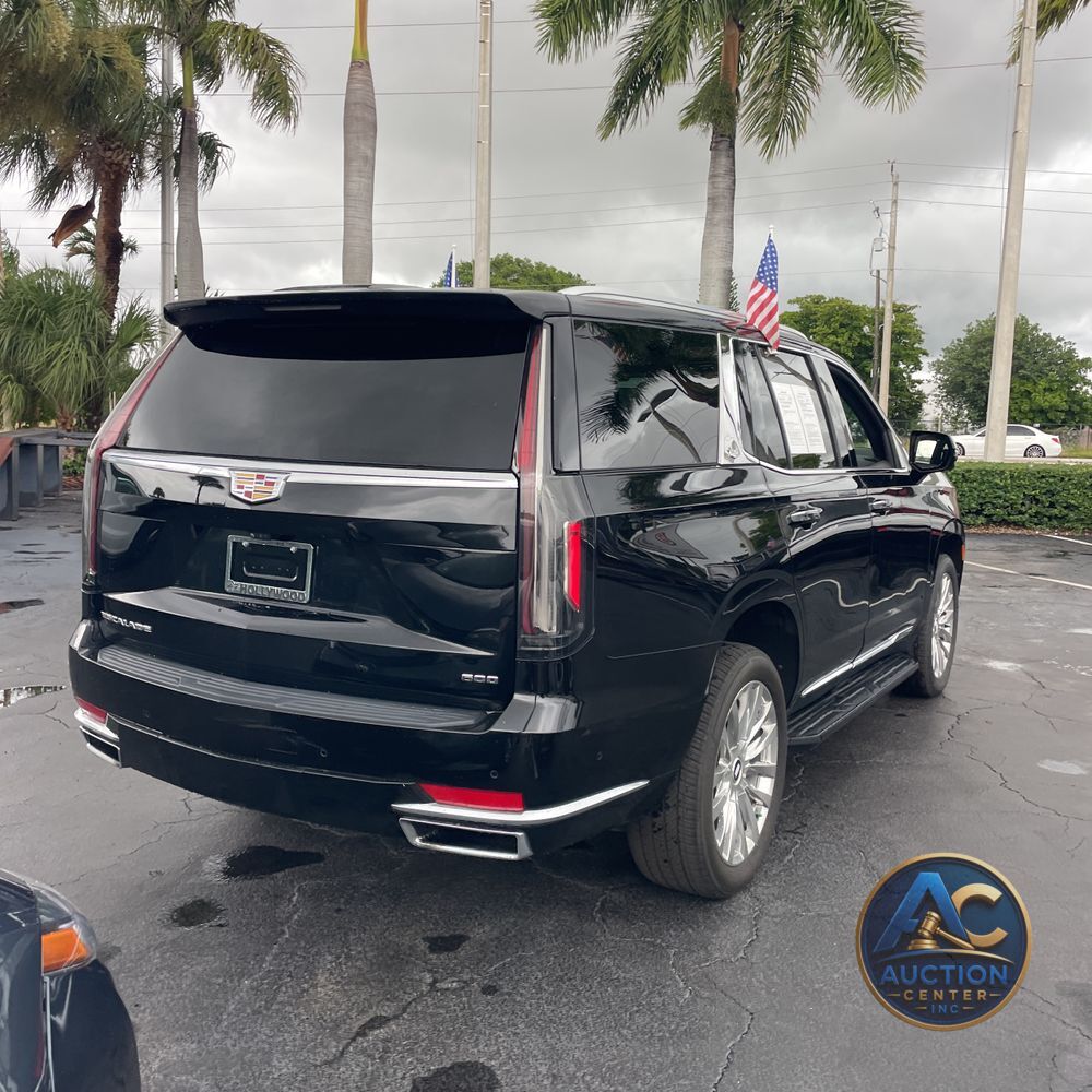 2023 Cadillac Escalade Premium Luxury