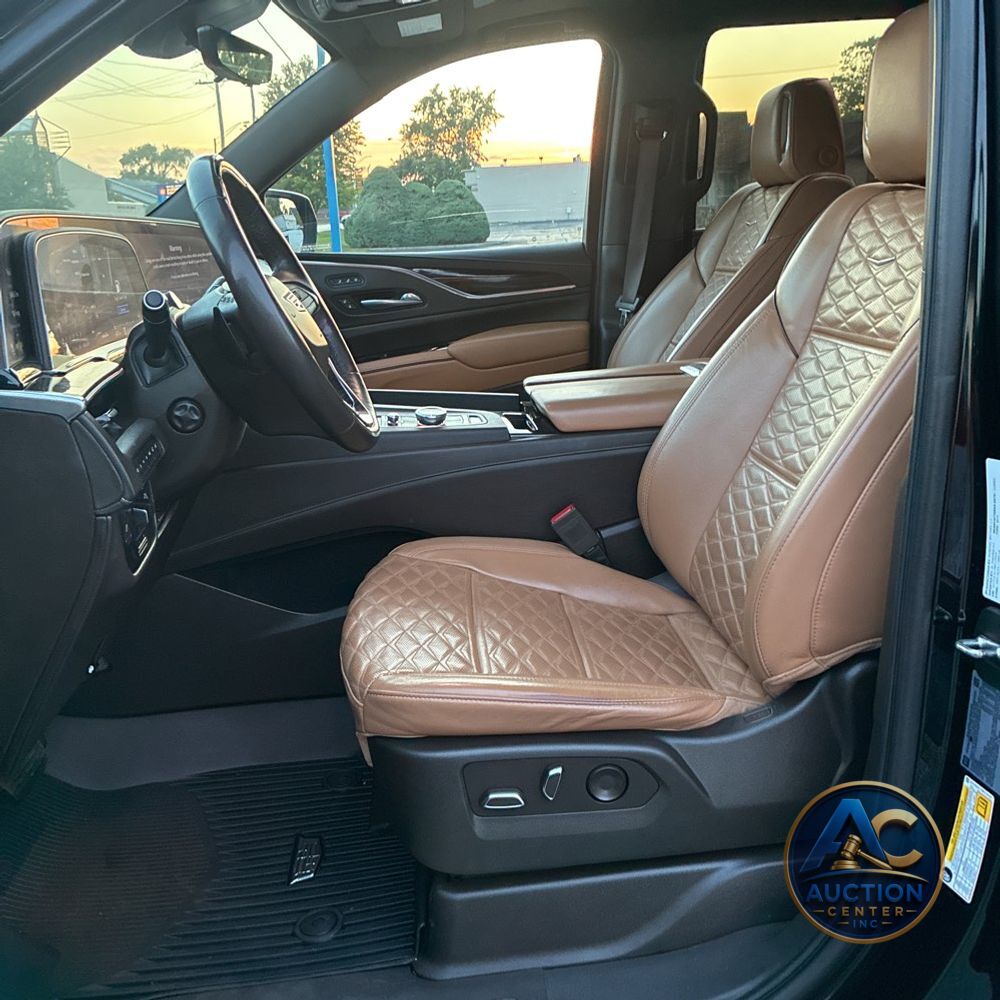 2022 Cadillac Escalade Premium Luxury