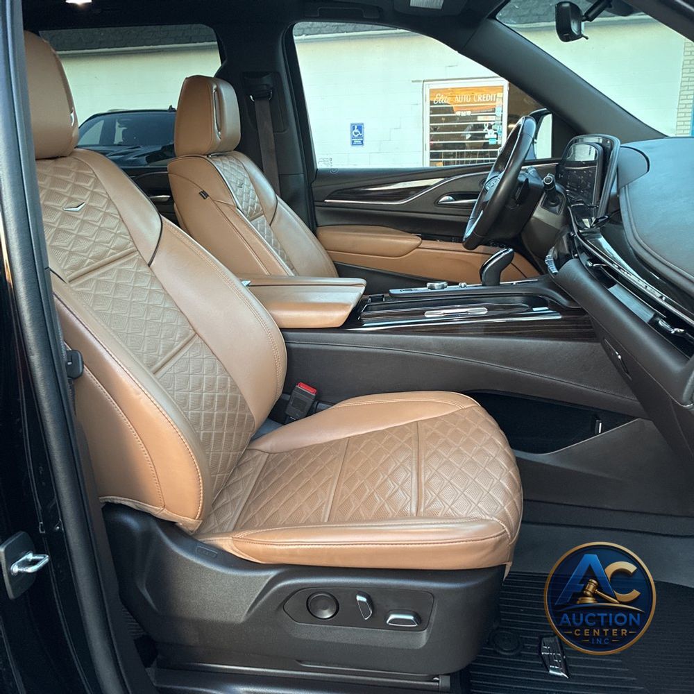 2022 Cadillac Escalade Premium Luxury