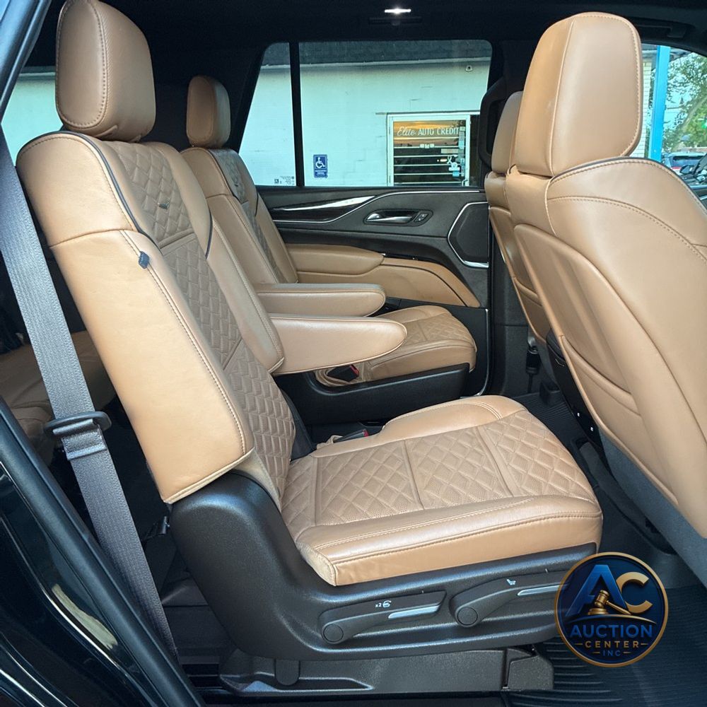 2022 Cadillac Escalade Premium Luxury