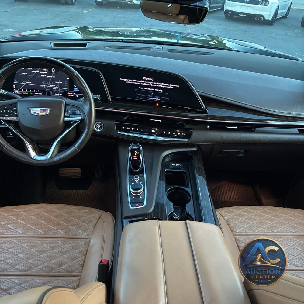 2022 Cadillac Escalade Premium Luxury