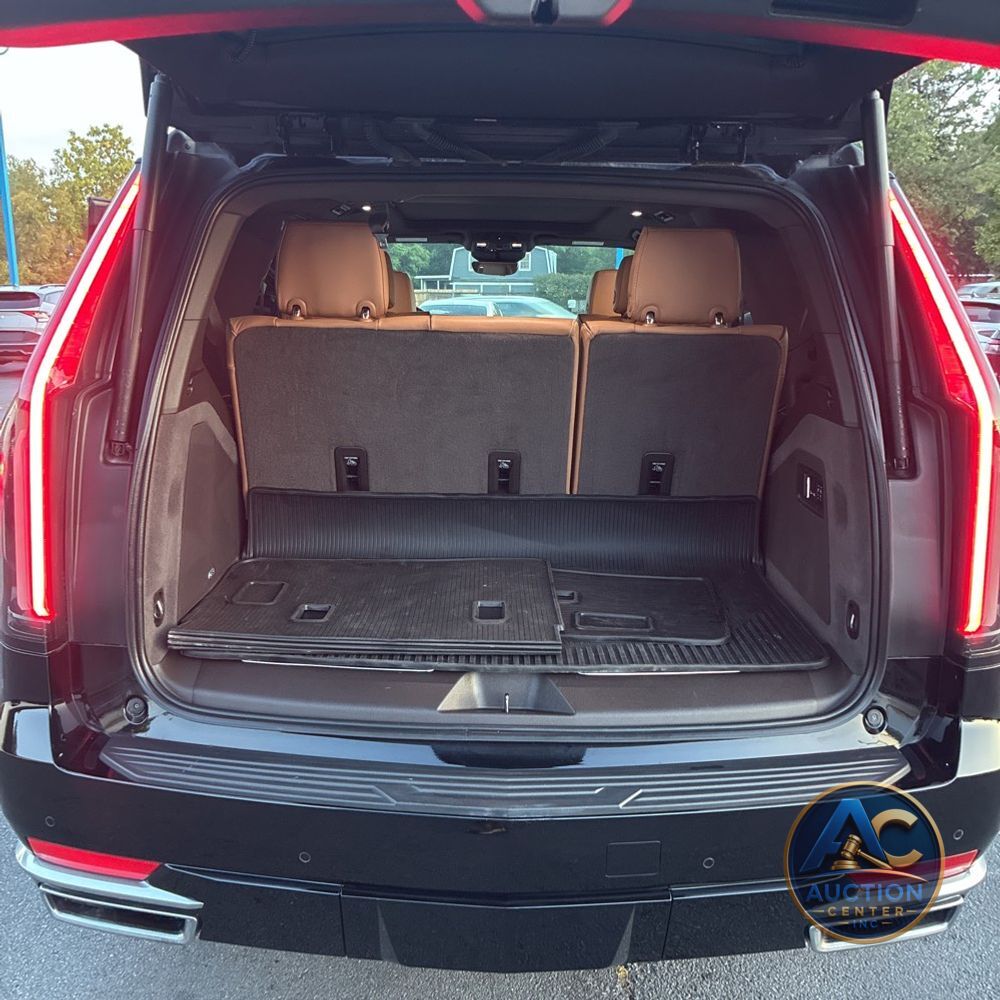 2022 Cadillac Escalade Premium Luxury