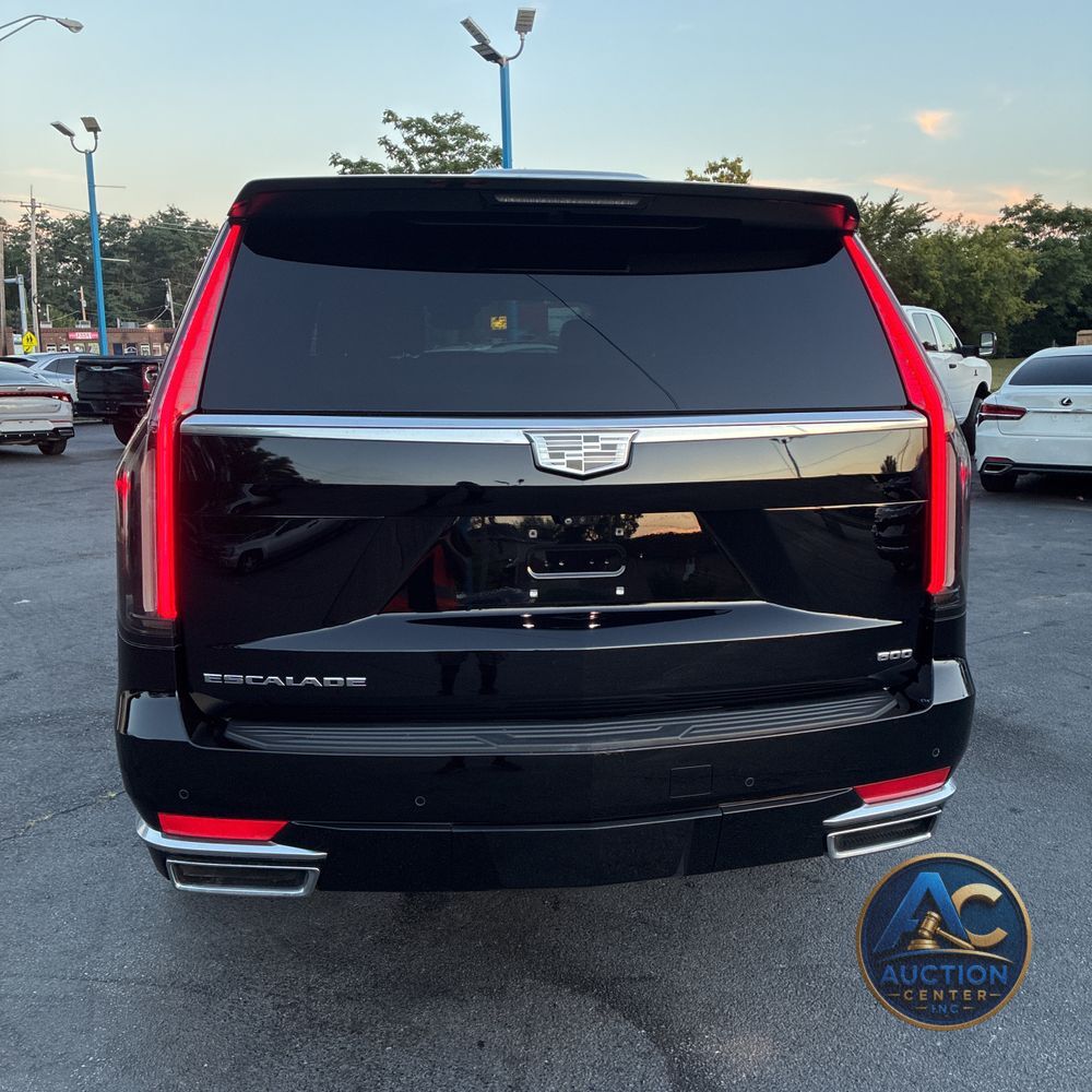 2022 Cadillac Escalade Premium Luxury
