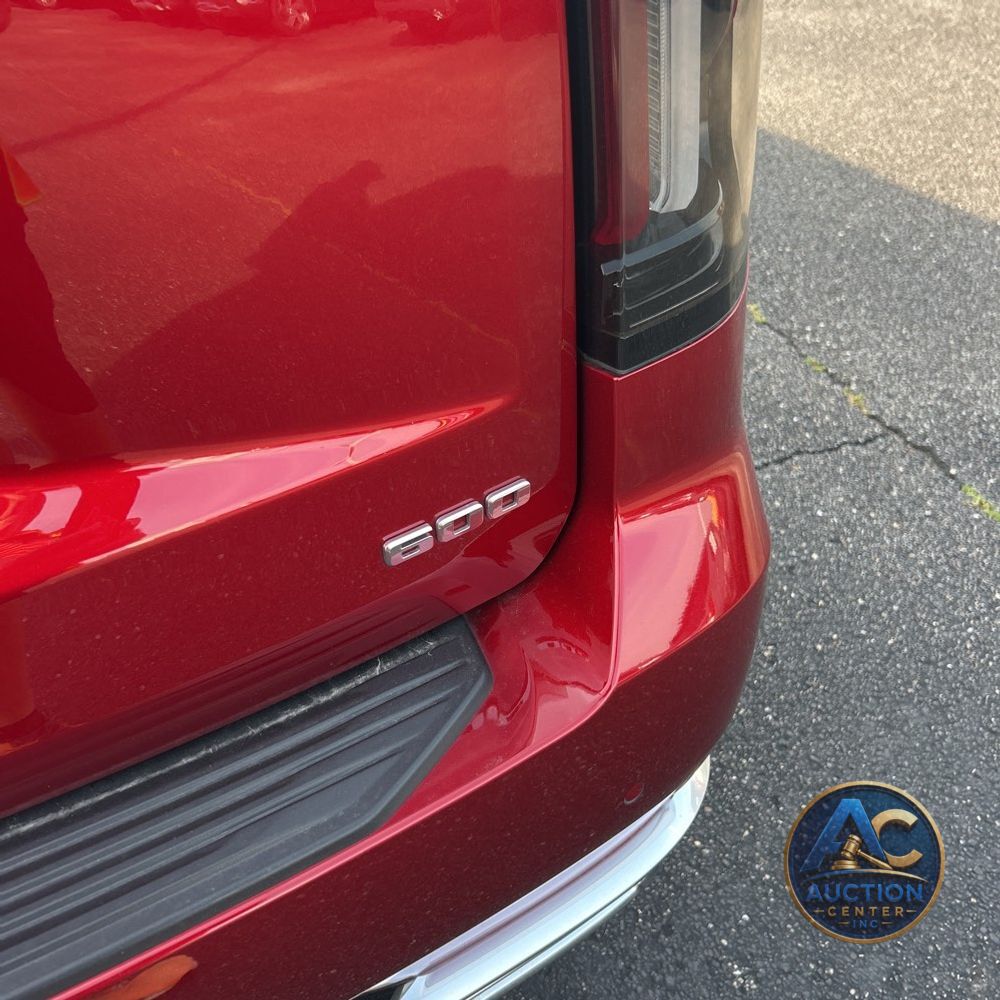 2024 Cadillac Escalade Premium Luxury