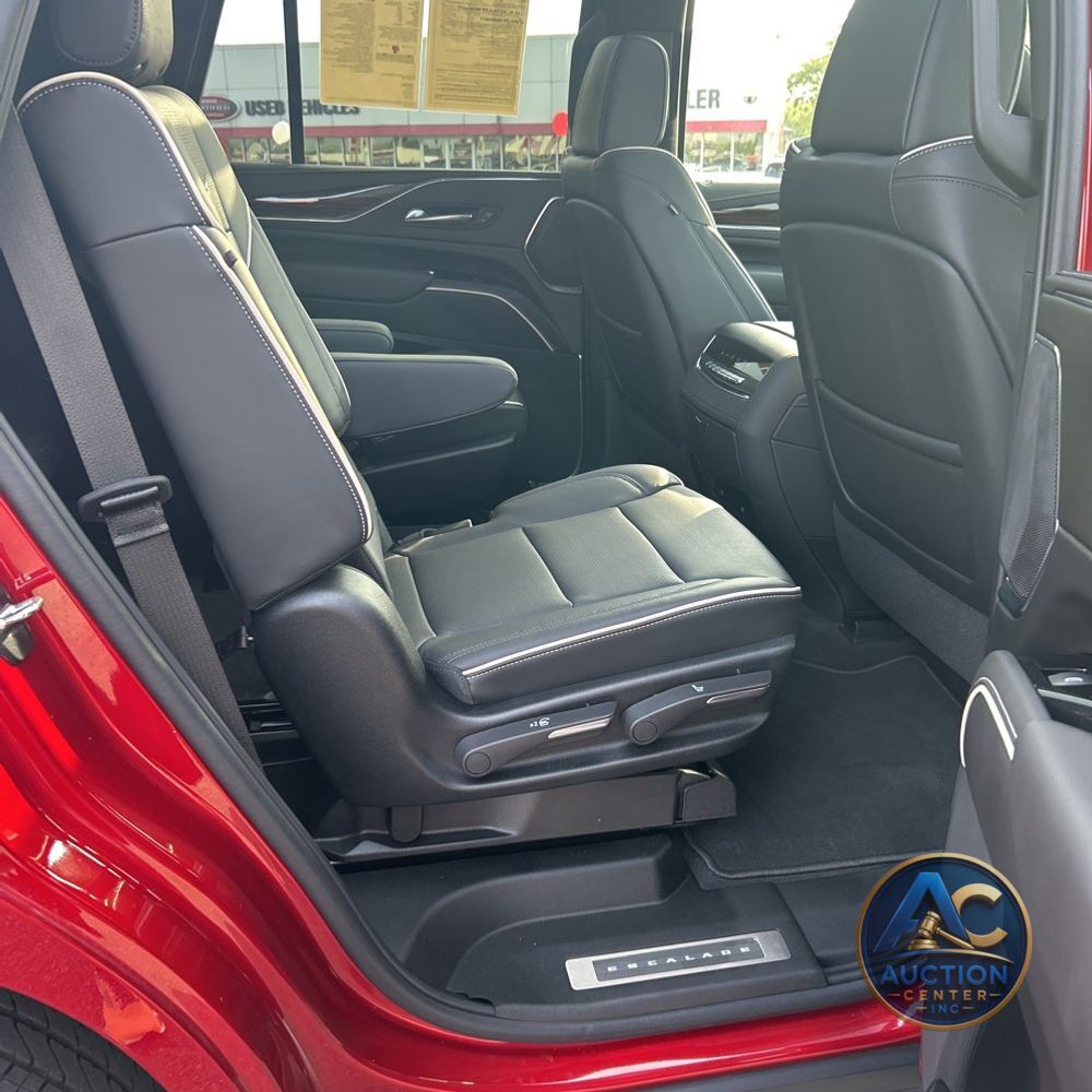 2024 Cadillac Escalade Premium Luxury