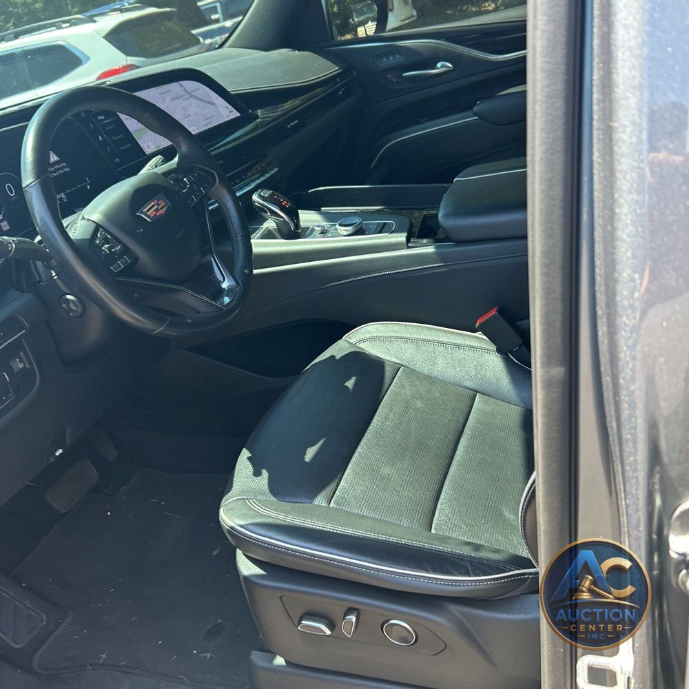 2021 Cadillac Escalade Sport