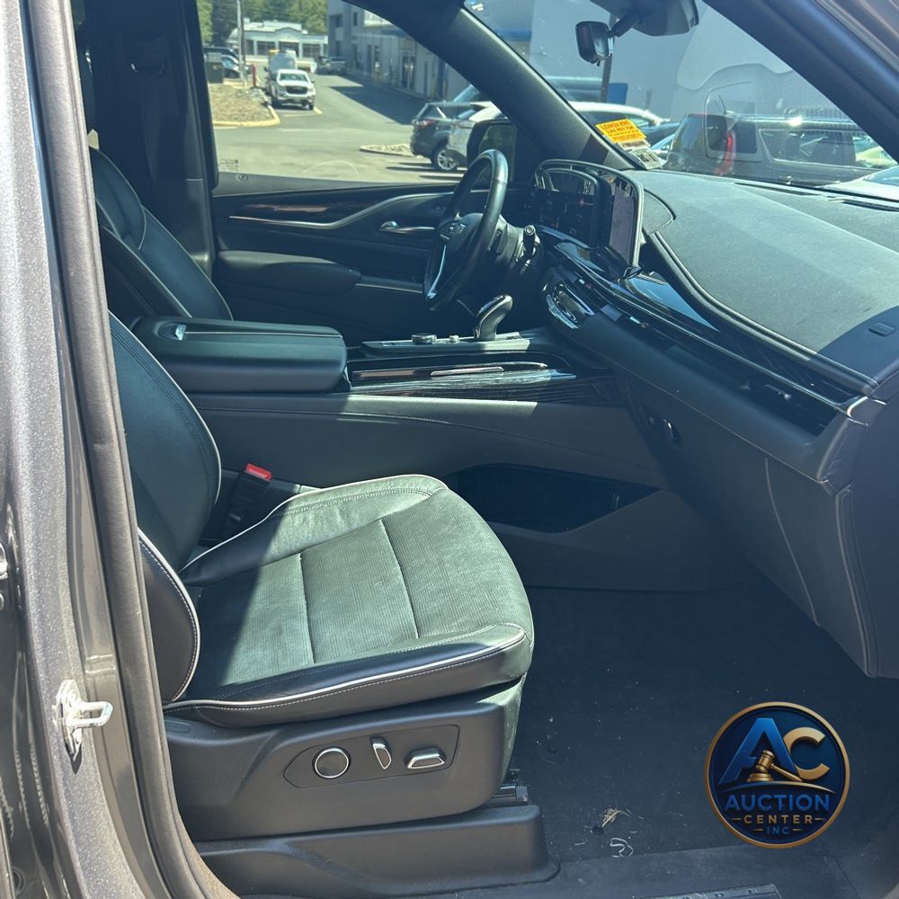 2021 Cadillac Escalade Sport