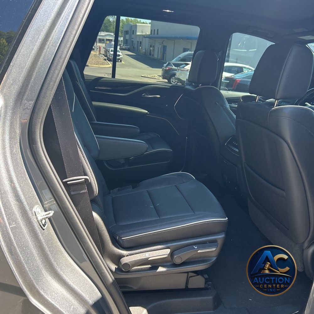 2021 Cadillac Escalade Sport