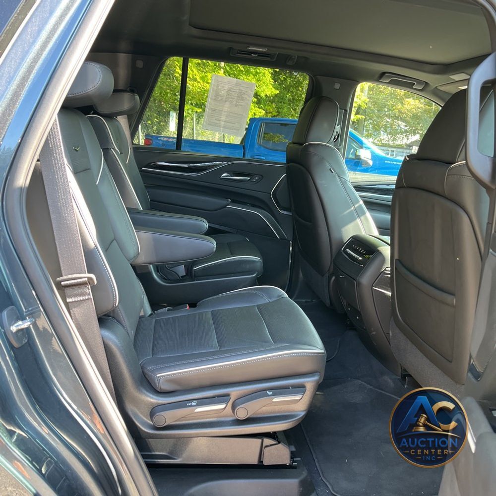 2021 Cadillac Escalade Sport