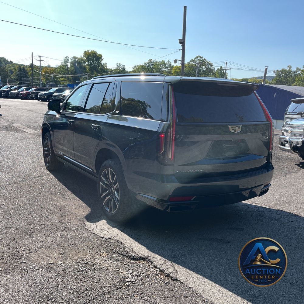 2021 Cadillac Escalade Sport