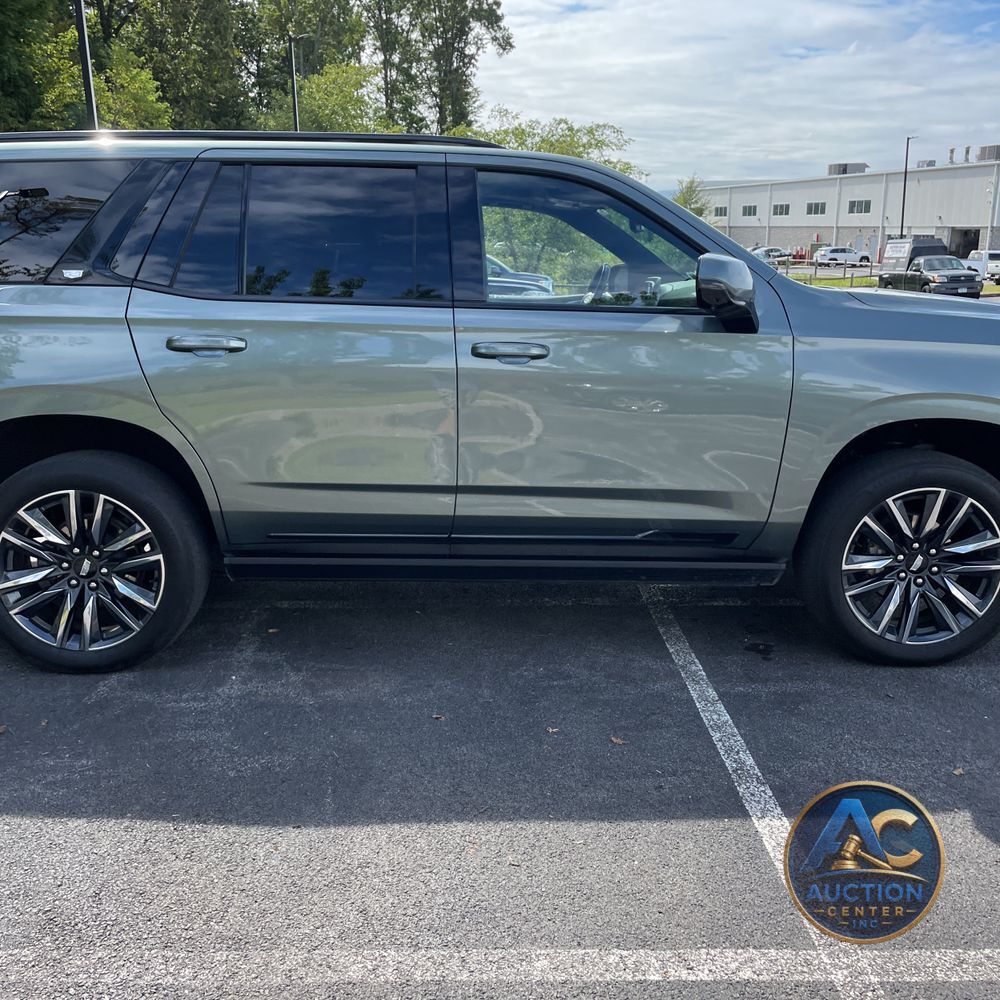 2023 Cadillac Escalade Sport