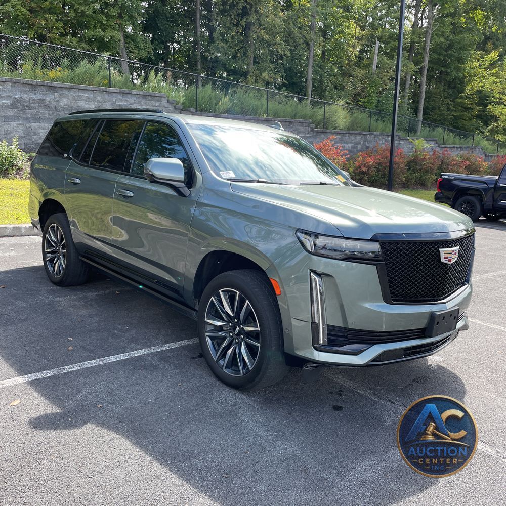 2023 Cadillac Escalade Sport