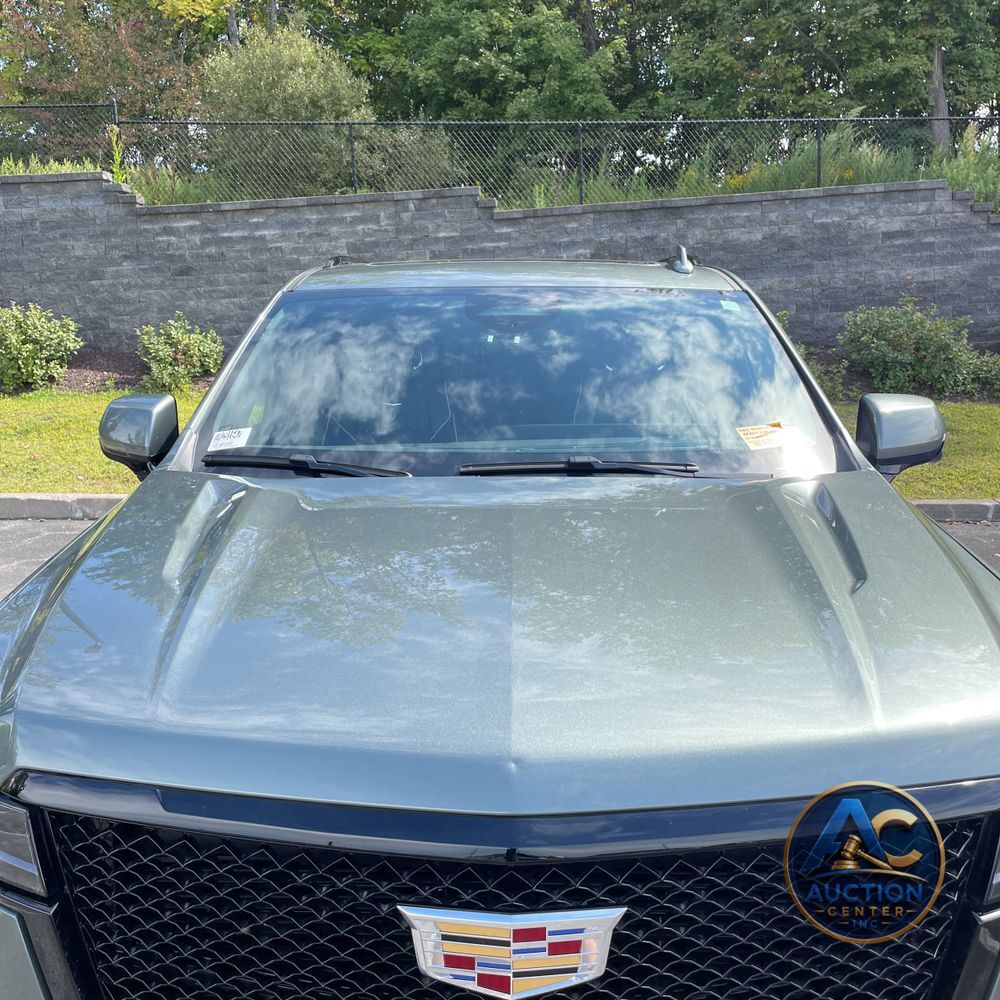 2023 Cadillac Escalade Sport