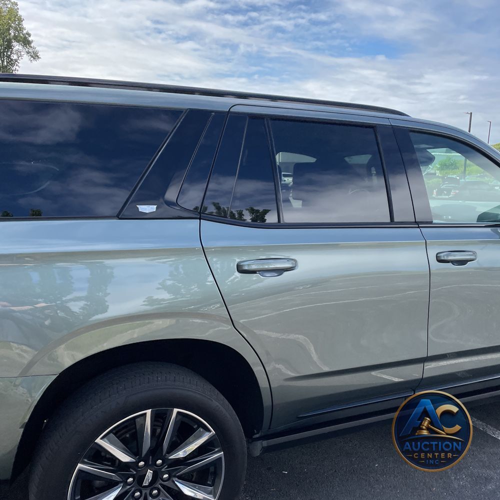 2023 Cadillac Escalade Sport