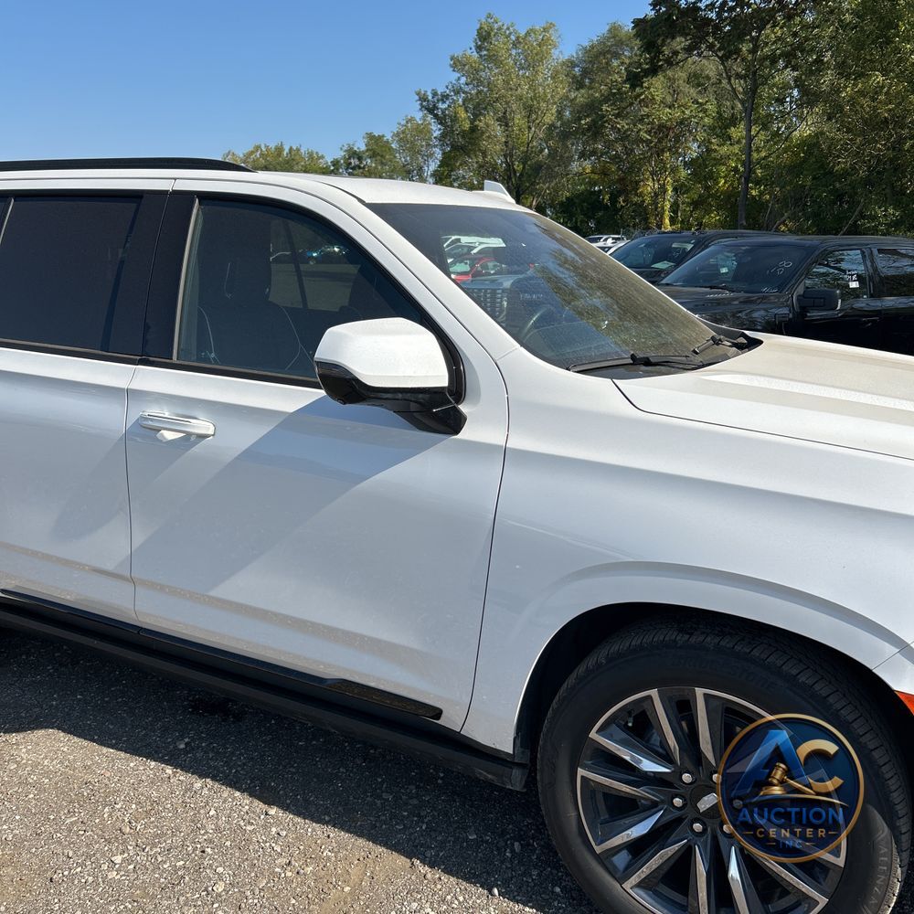 2024 Cadillac Escalade Sport