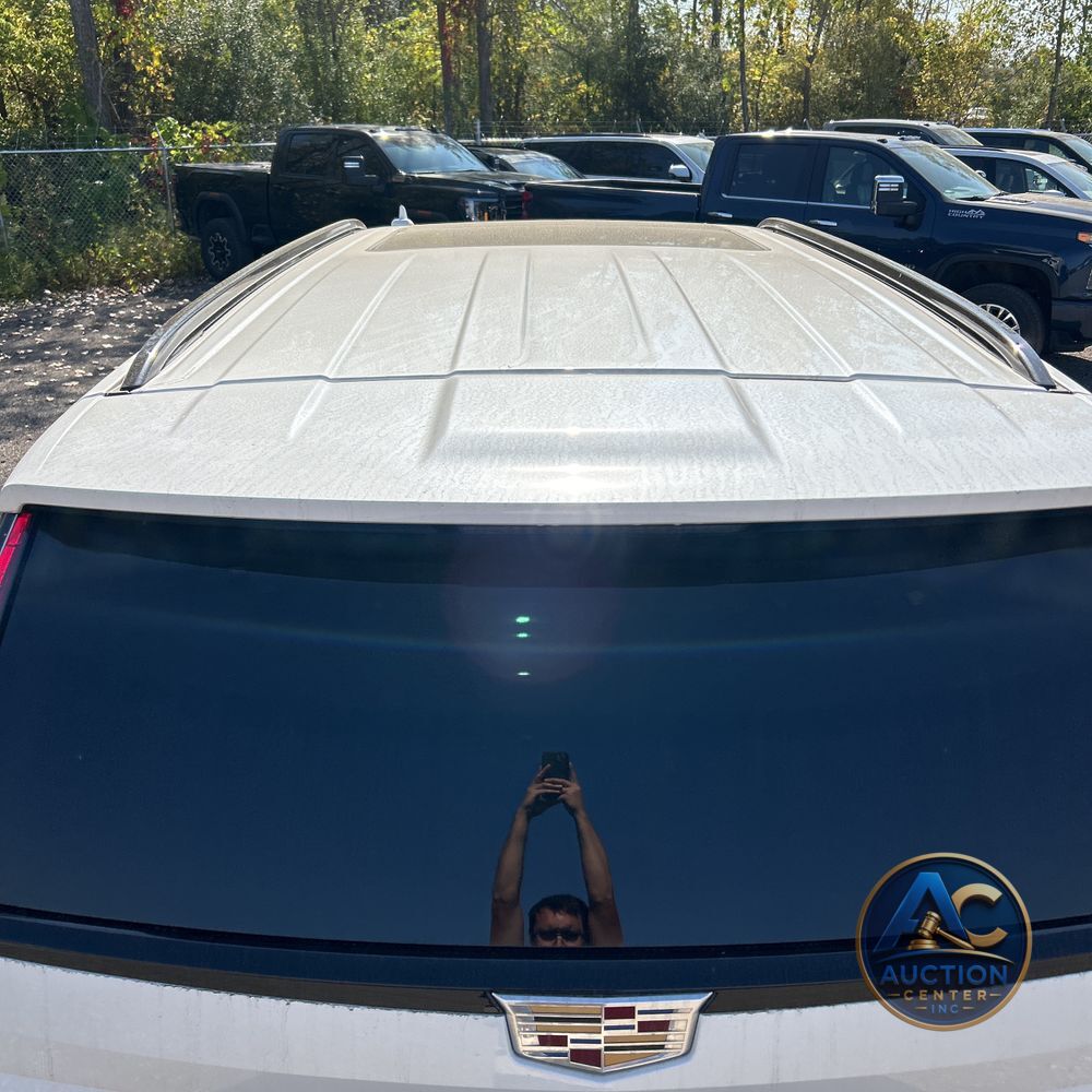 2024 Cadillac Escalade Sport