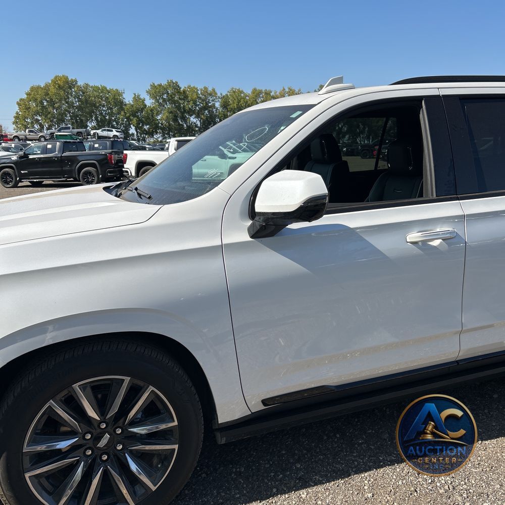 2024 Cadillac Escalade Sport