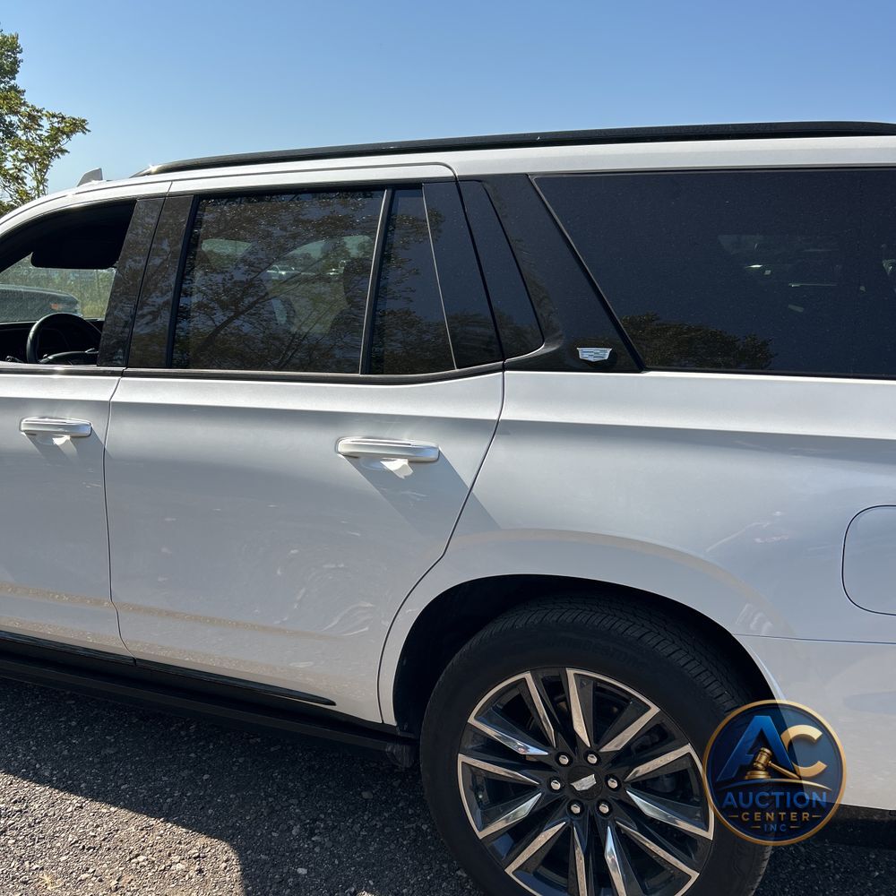 2024 Cadillac Escalade Sport