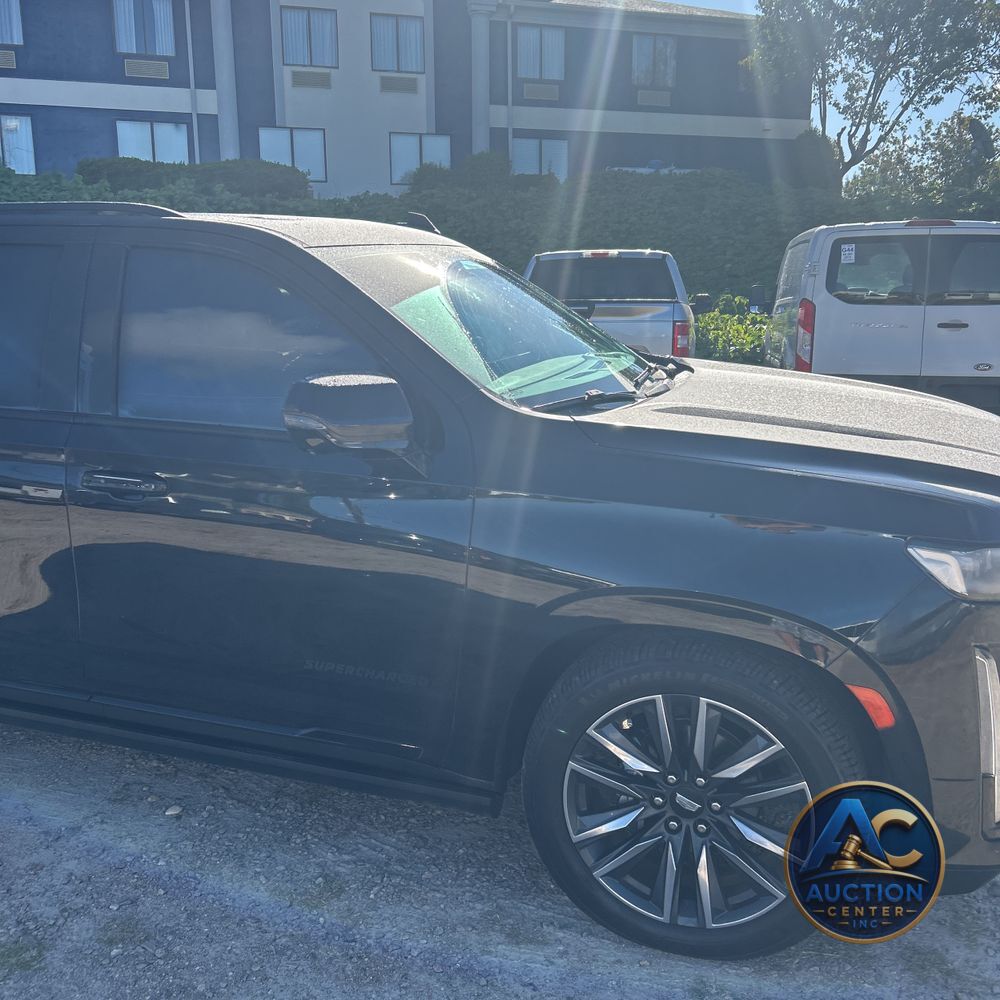 2022 Cadillac Escalade Sport