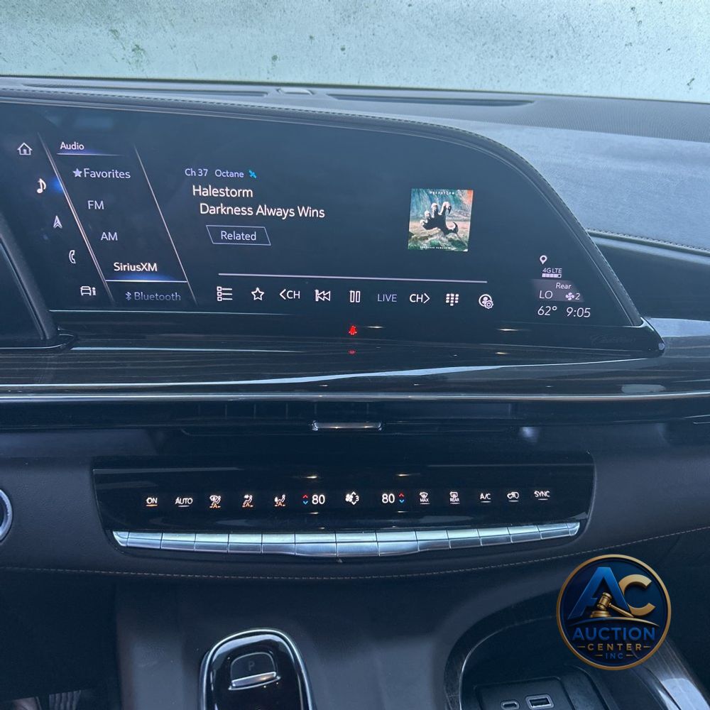 2022 Cadillac Escalade Sport