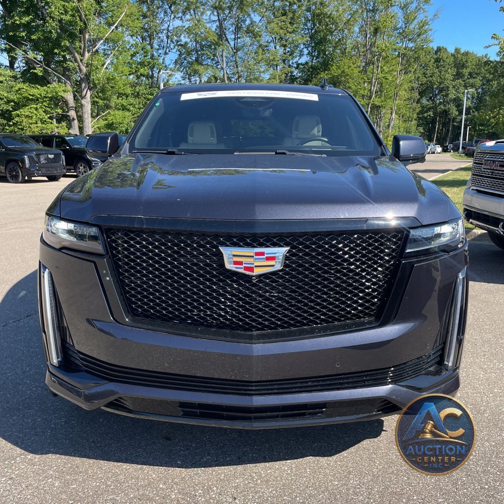 2023 Cadillac Escalade Sport