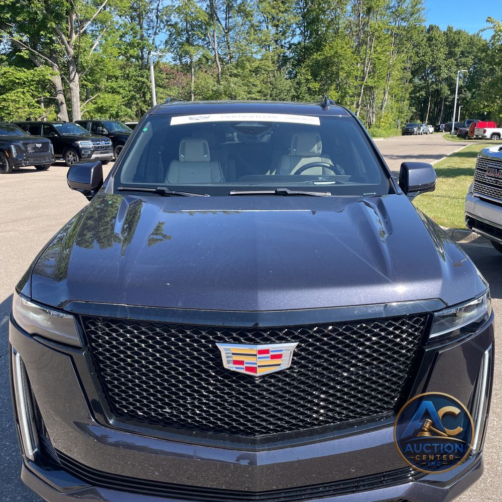 2023 Cadillac Escalade Sport