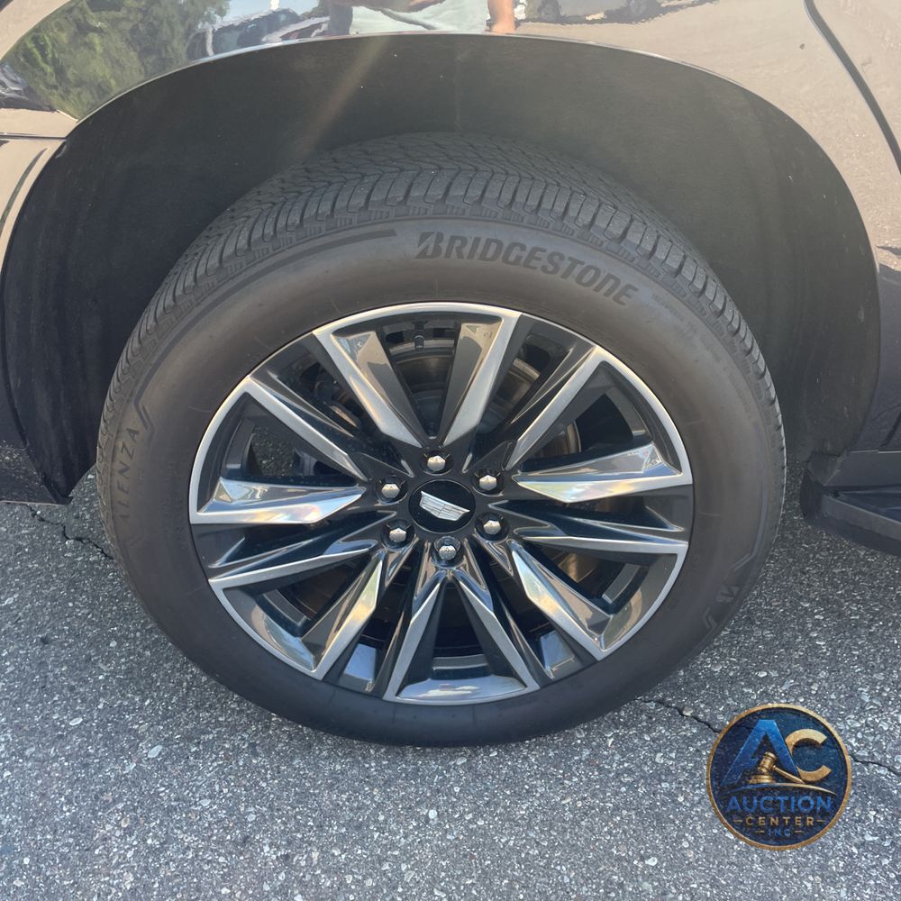 2023 Cadillac Escalade Sport