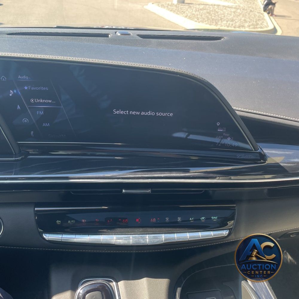 2023 Cadillac Escalade Sport