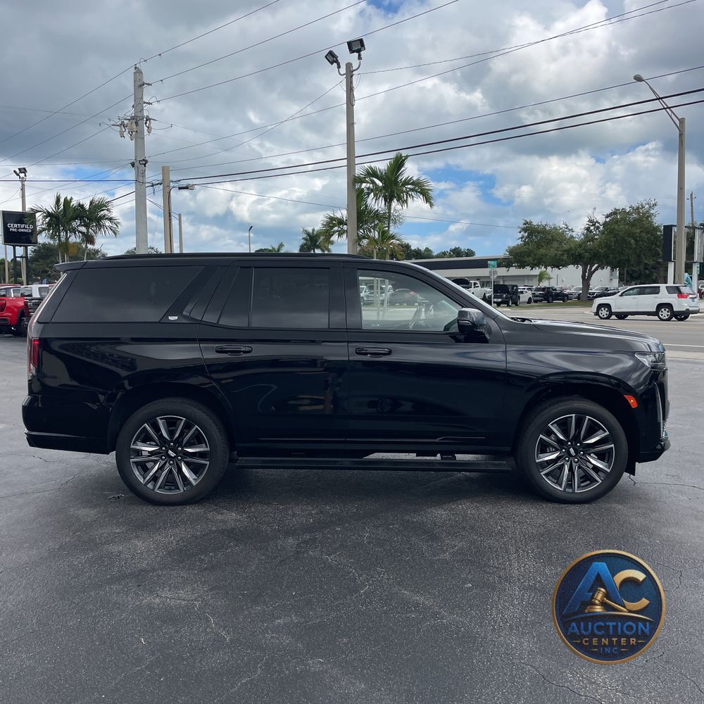 2024 Cadillac Escalade Sport