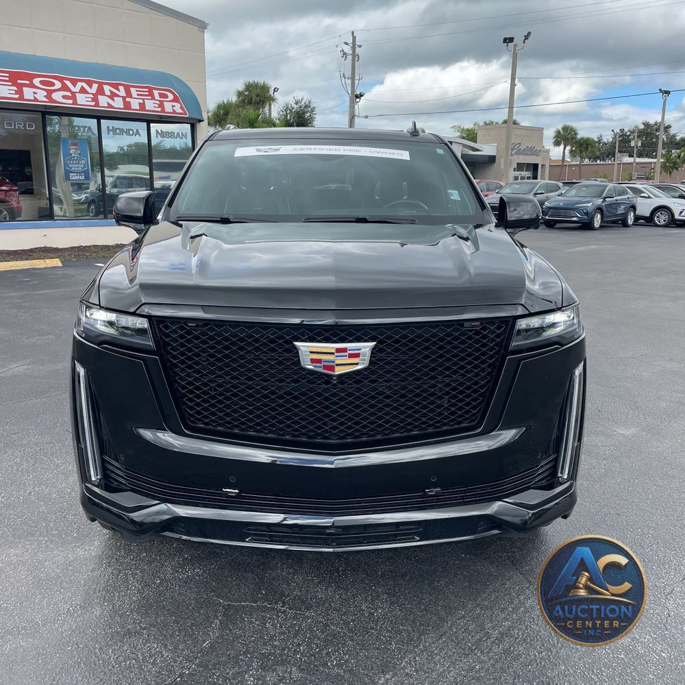 2024 Cadillac Escalade Sport