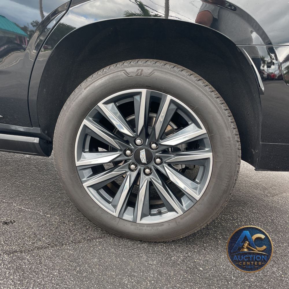 2024 Cadillac Escalade Sport
